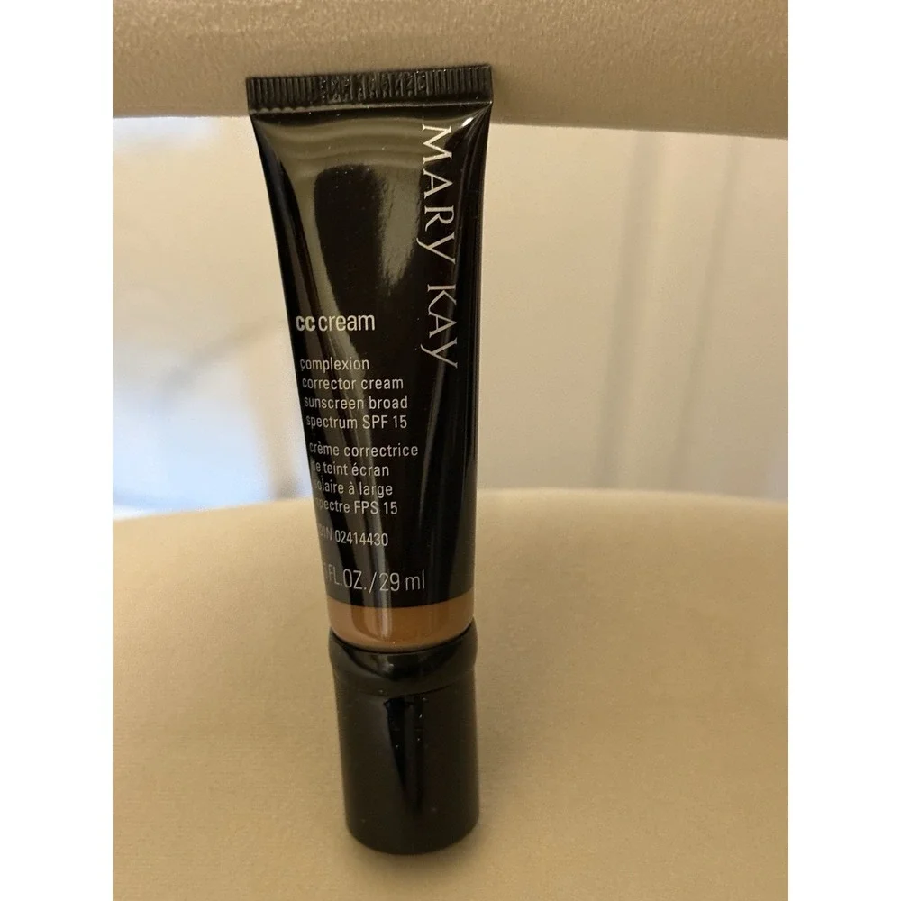 Mary Kay CC Cream Very Deep SPF 15 Complexion Corrector 1 oz NEW Exp 06/2025